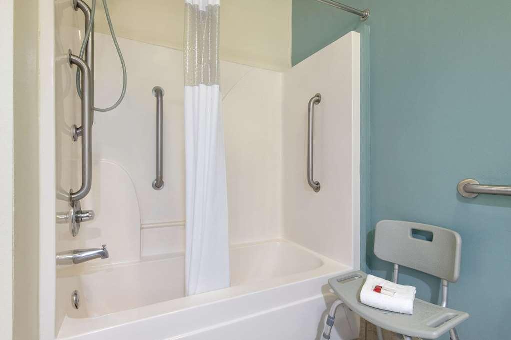 מלון Baymont By Wyndham Grovetown Augusta חדר תמונה